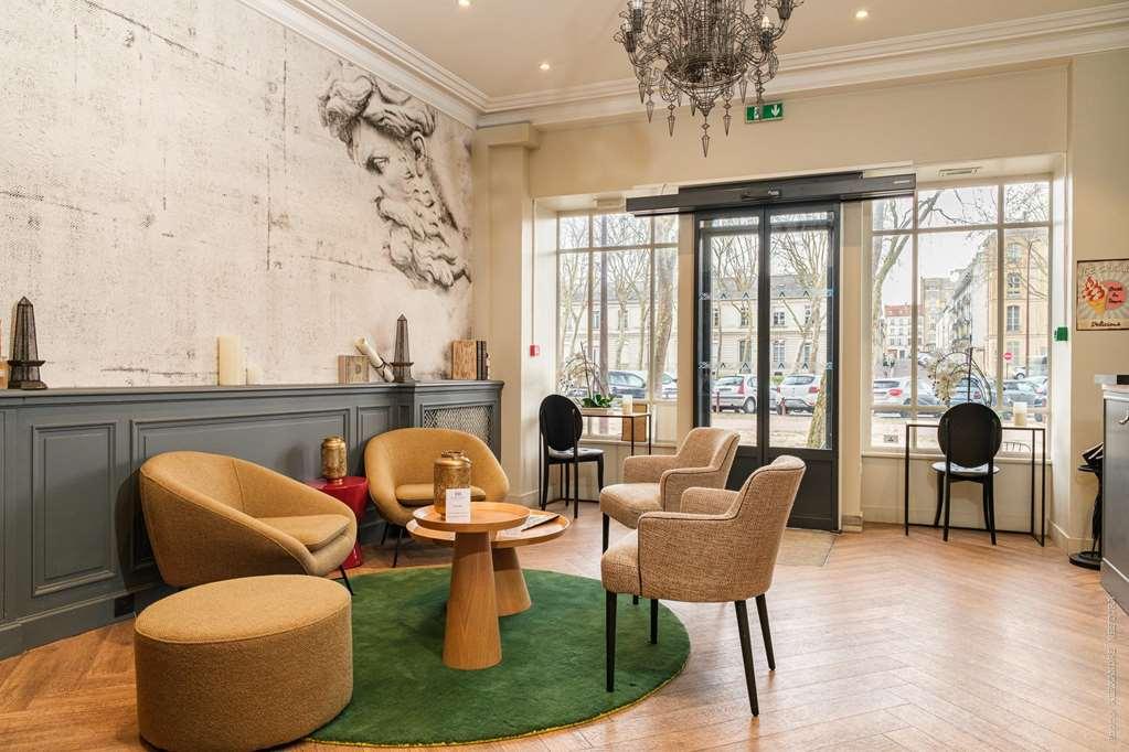 A L'Hotel Des Roys Versailles Dalaman gambar